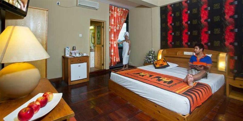 Omega Inn โคลอมโบ ภายนอก รูปภาพ